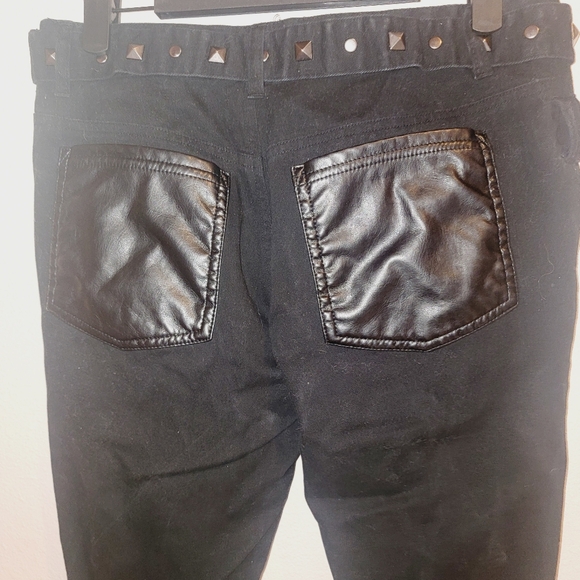 Sex Pot Revenge Japanese Studded Leather Edgy Black Women's Jeans with Studs - Picture 4 of 14